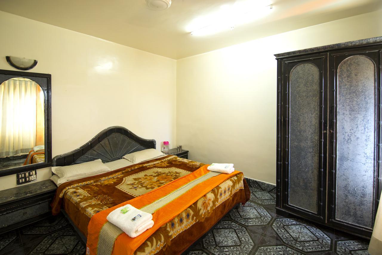 Hotel Rahil International Mahabaleshwar Bagian luar foto